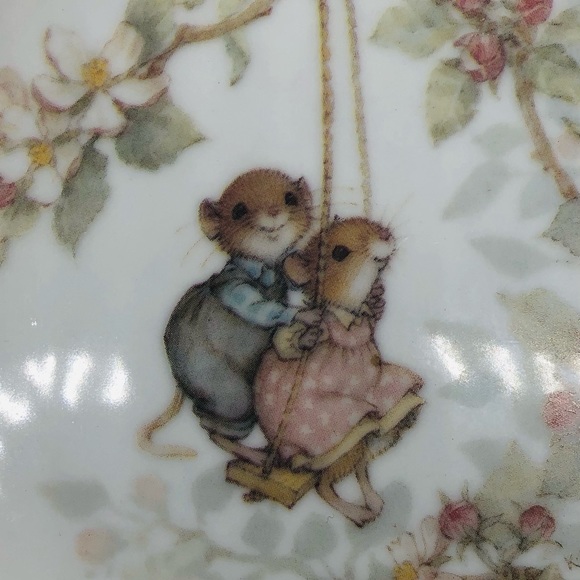 Lasting Memories "Mice Swinging" Fine Porcelain 1978 Vintage Collector's Plate - Picture 2 of 7